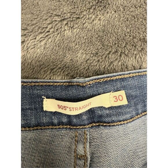 Levi’s Floral Women’s 505 Size 30x32” Jeans in good shape! - Picture 4 of 6